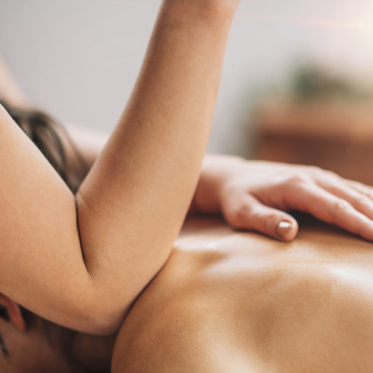 Klassische Massage Ellbogen